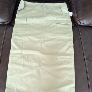 Green Midi Pencil Skirt with Cargo Style